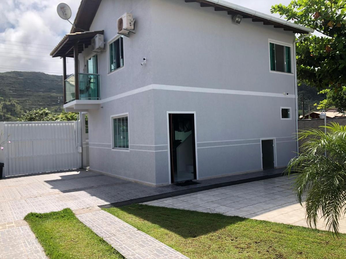 Casa Praia De Gov Celso Ramos Говернадор-Селсу-Рамус Экстерьер фото