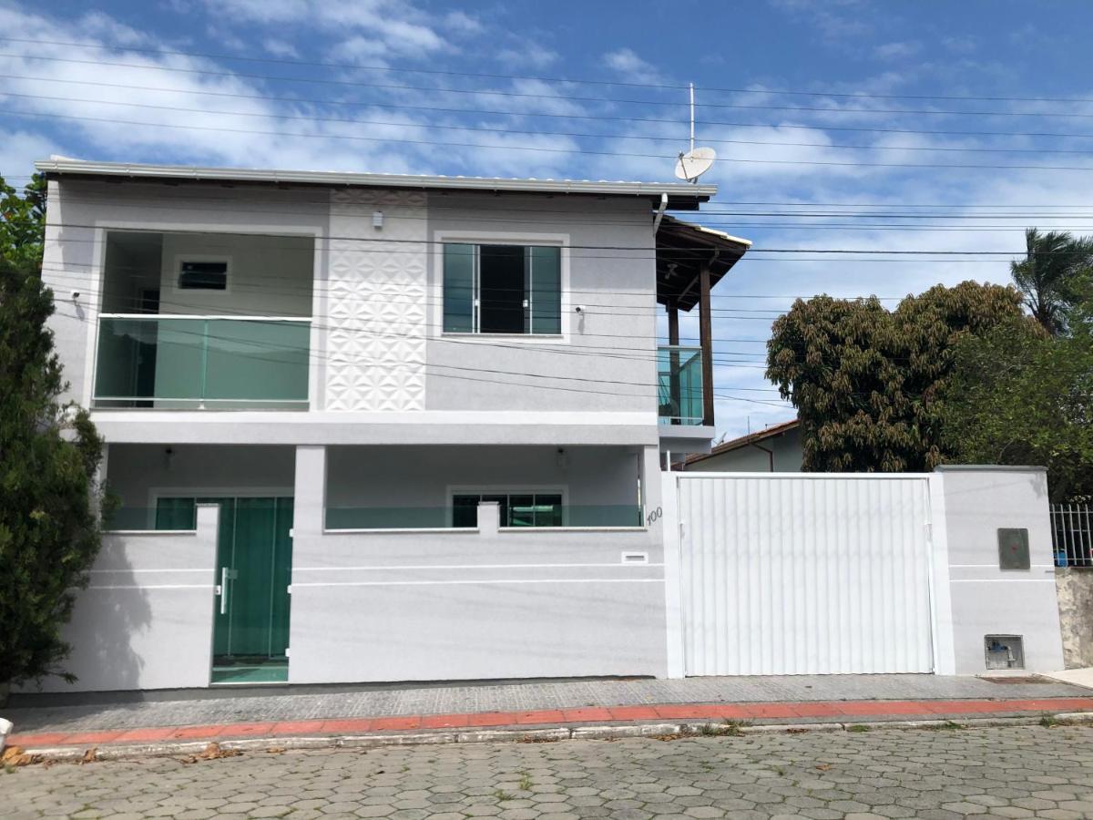 Casa Praia De Gov Celso Ramos Говернадор-Селсу-Рамус Экстерьер фото